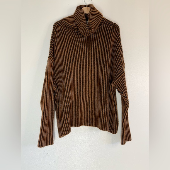 Zara chunky cropped oversized Cozy Brown Black Striped Turtleneck Sweater Size M - Picture 4 of 13
